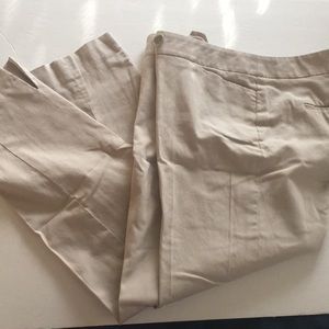 Cream colored The Loft Marisa Style capri